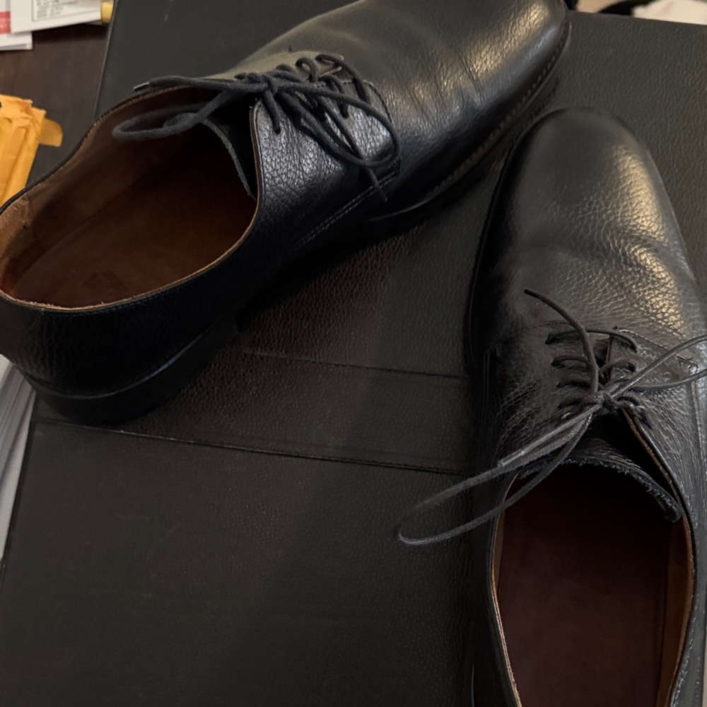 Saks Fifth Avenue Black Leather Oxfords w Lug Sole